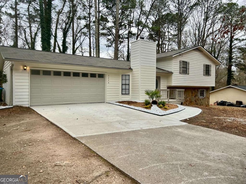 Photo of 3226 Bruckner Boulevard, Snellville, GA 30078 (MLS # 10694170)