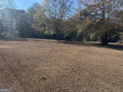 3816 Log Cabin DR Macon GA 31204