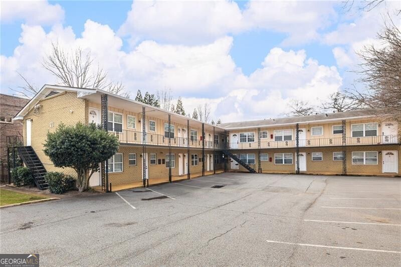 Atlanta, Georgia 30305, United States, 1 Bedroom Bedrooms, ,1 BathroomBathrooms,Residential,Active,87249