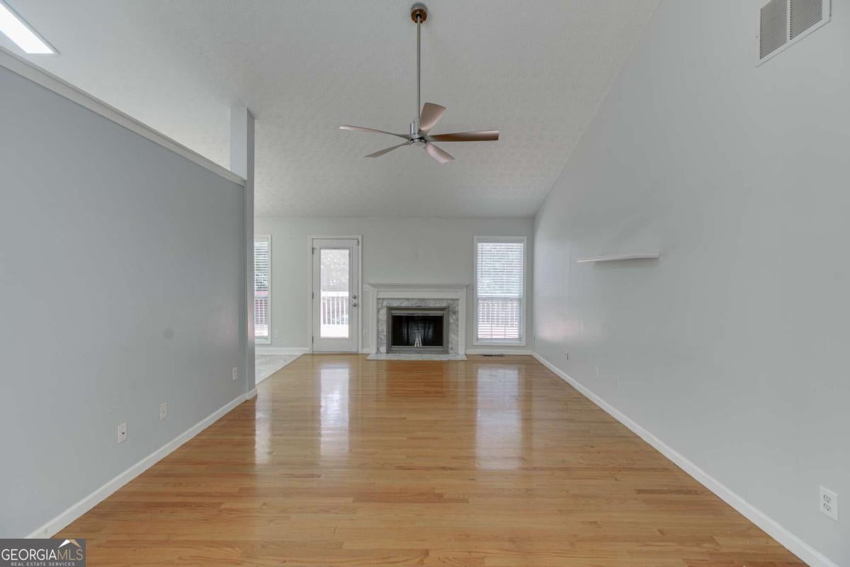 1105 TAB ROBERTS RD