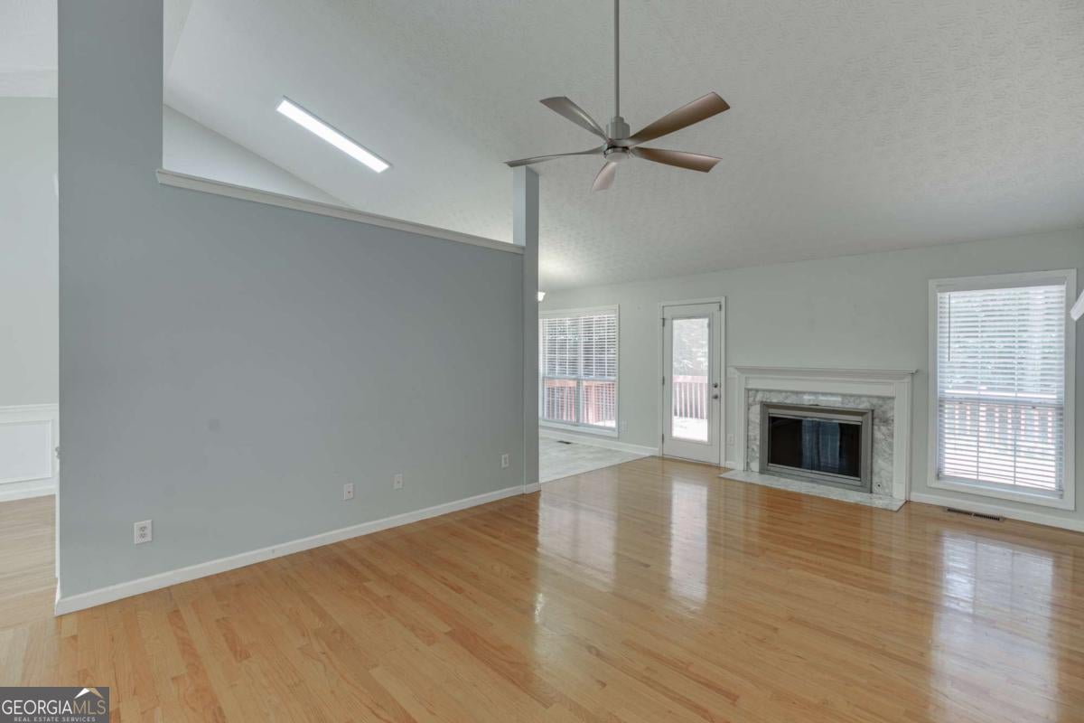1105 TAB ROBERTS RD