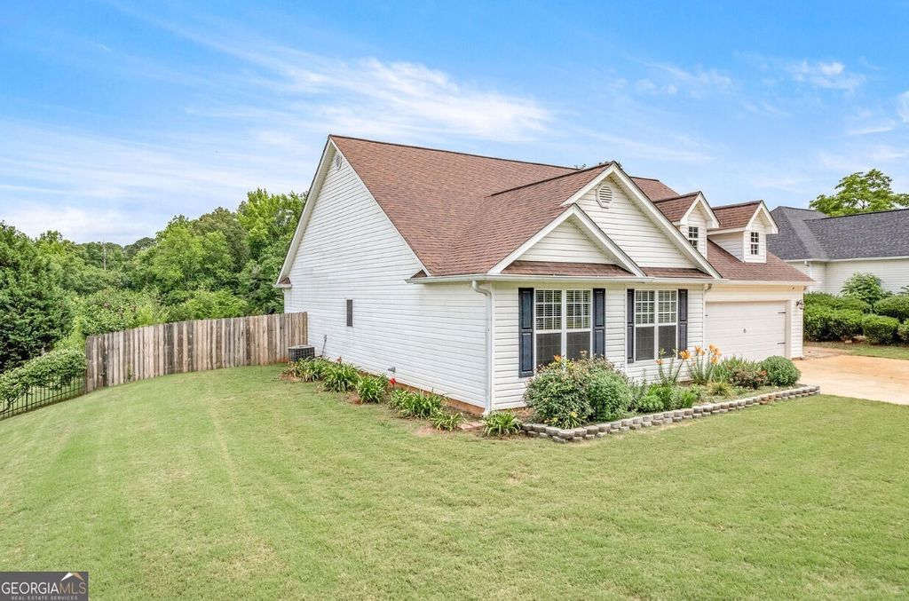 Photo of 82 Newton Rd, LaGrange, GA 30240 (MLS # 10771182)