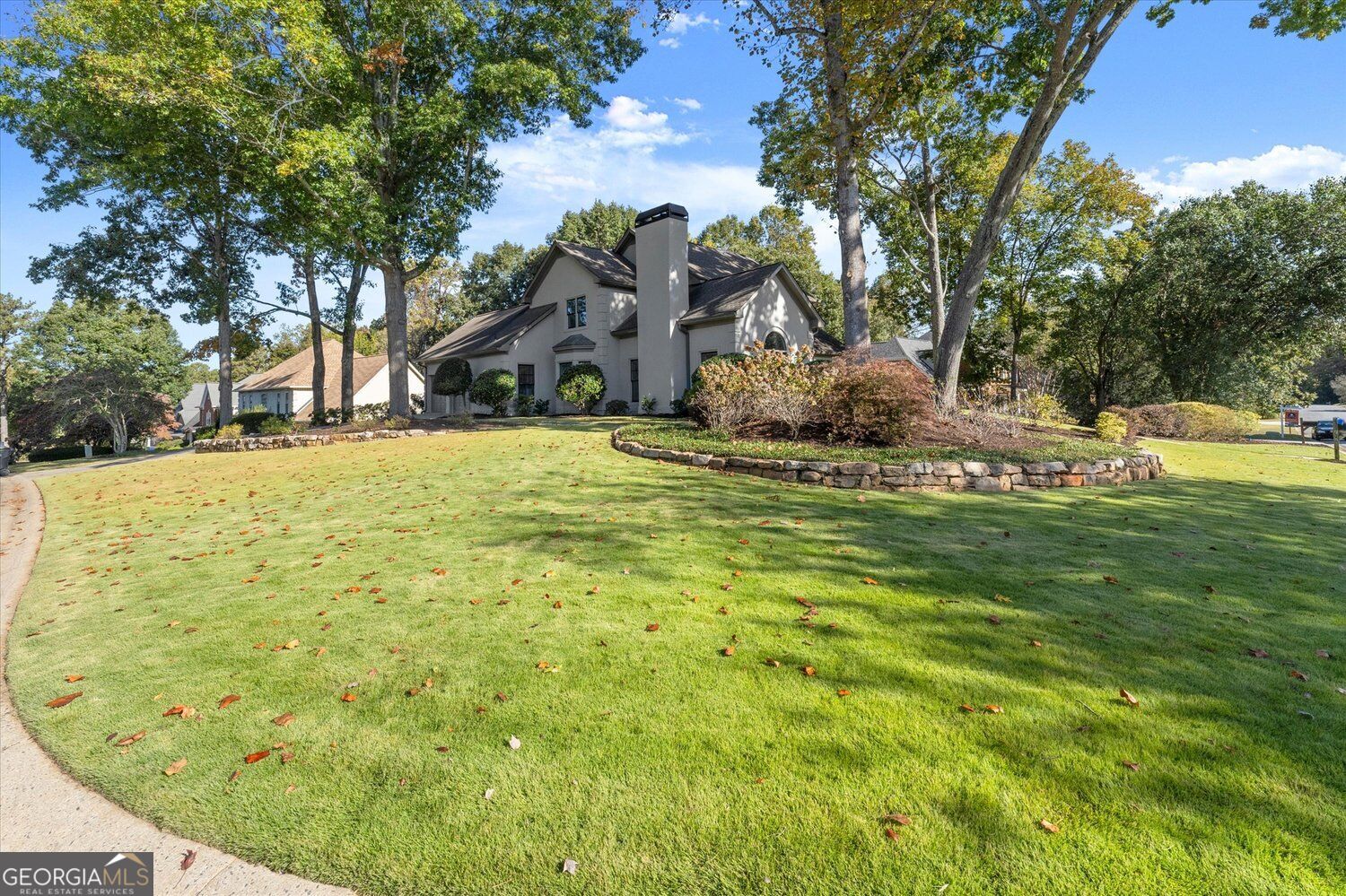 905 Forest Pond DR