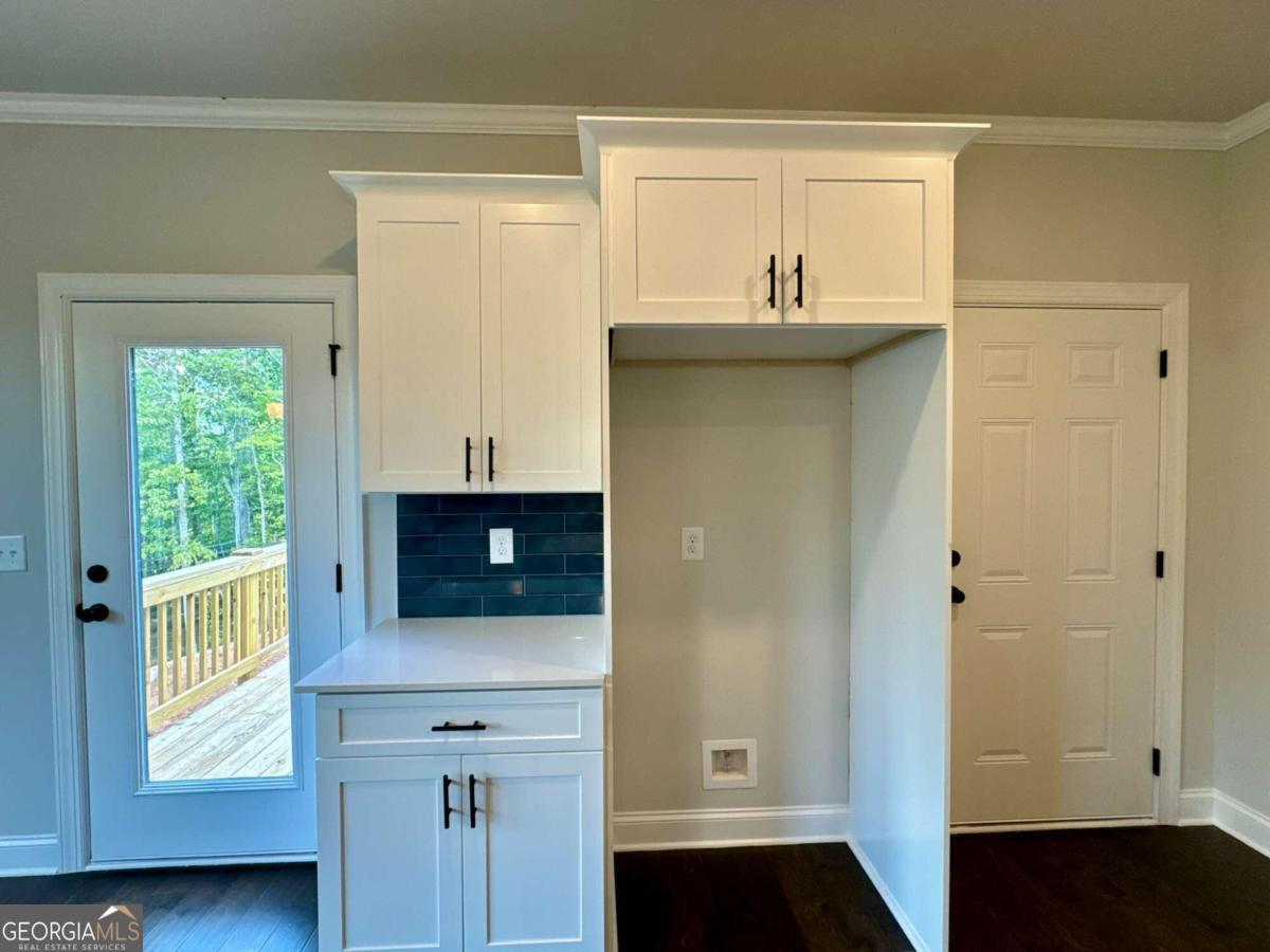 Mountain Ridge - Residential