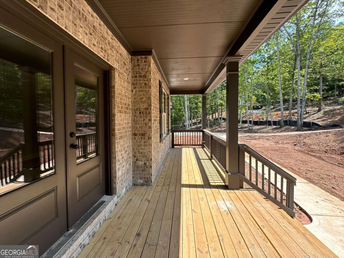 Mountain Ridge - Residential