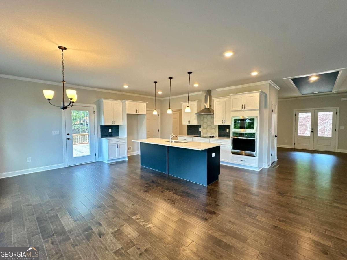 Mountain Ridge - Residential