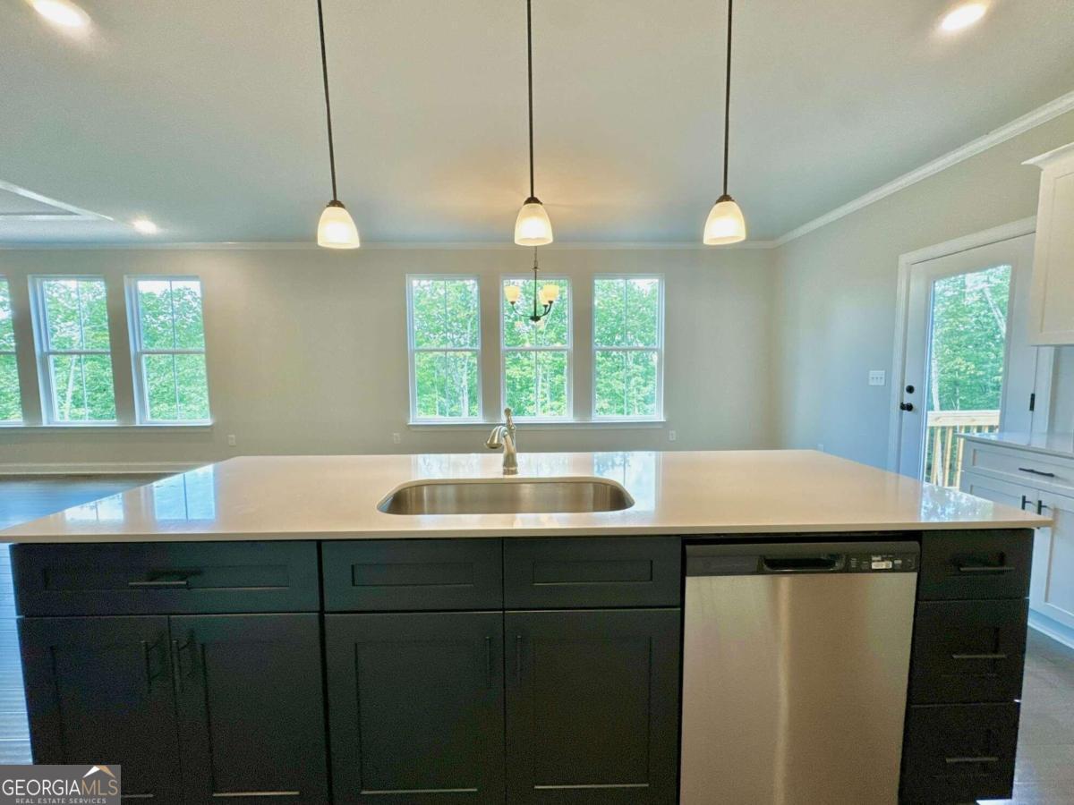 Mountain Ridge - Residential