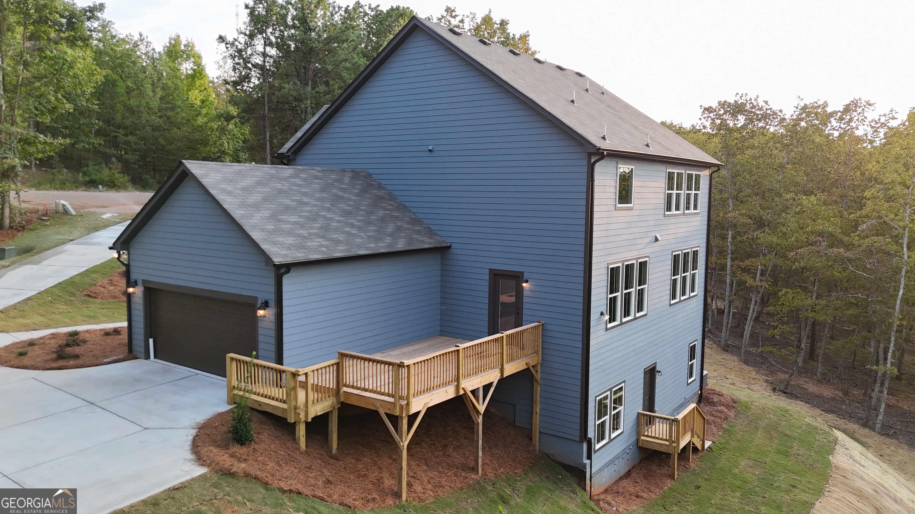 Mountain Ridge - Residential