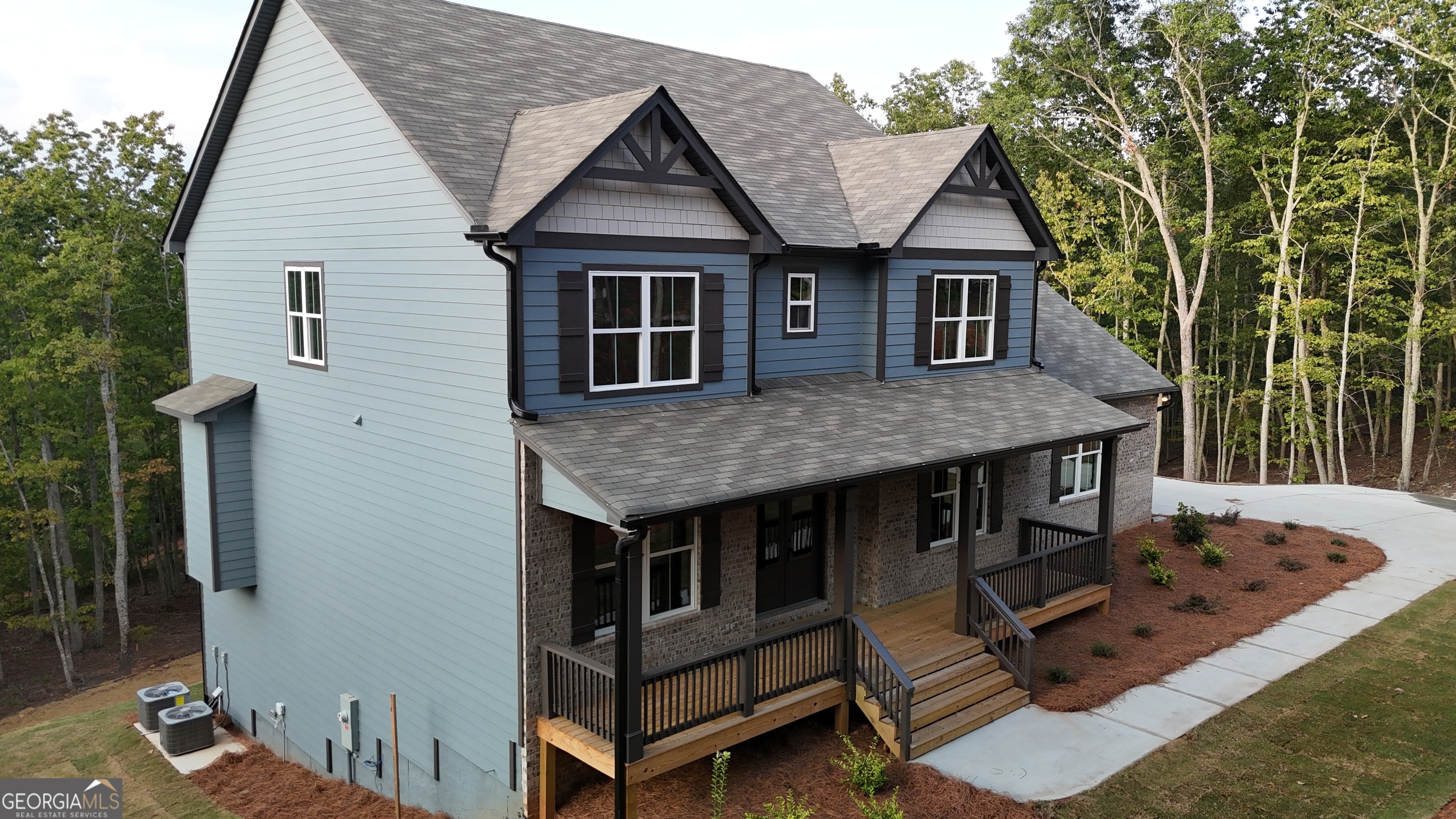 Mountain Ridge - Residential