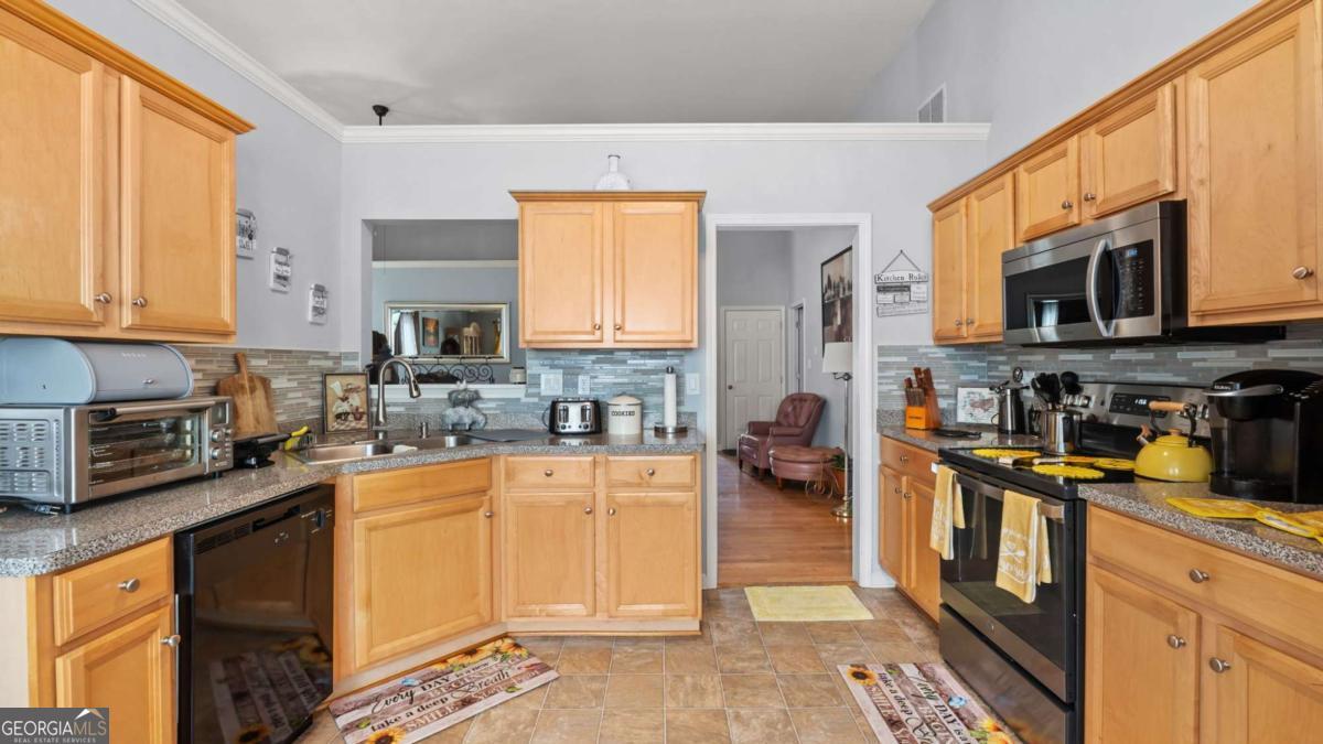 107 Logan Creek CT