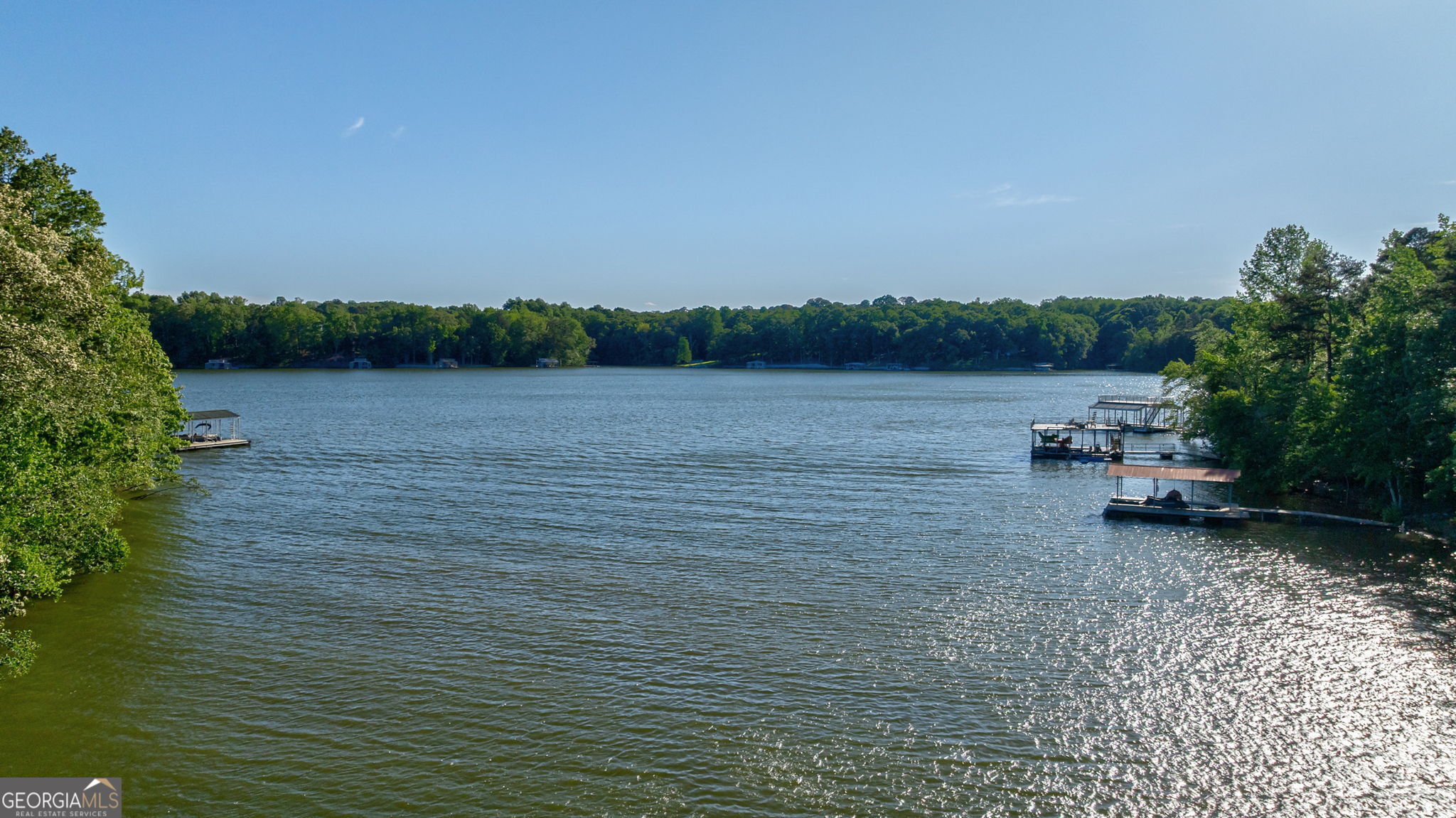 Gainesville, Georgia 30506, United States, 3 Bedrooms Bedrooms, ,3 BathroomsBathrooms,Residential,Pending,137462