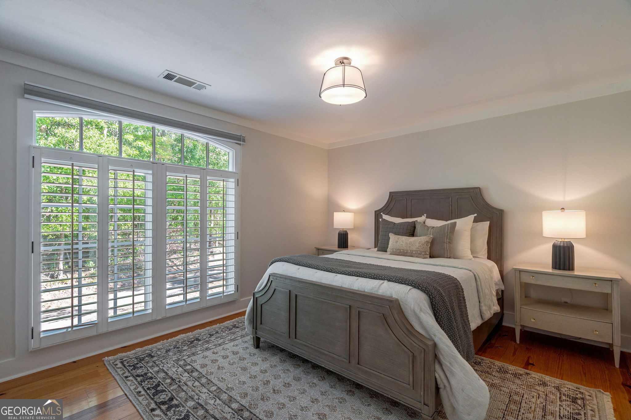 Gainesville, Georgia 30506, United States, 3 Bedrooms Bedrooms, ,3 BathroomsBathrooms,Residential,Pending,137462