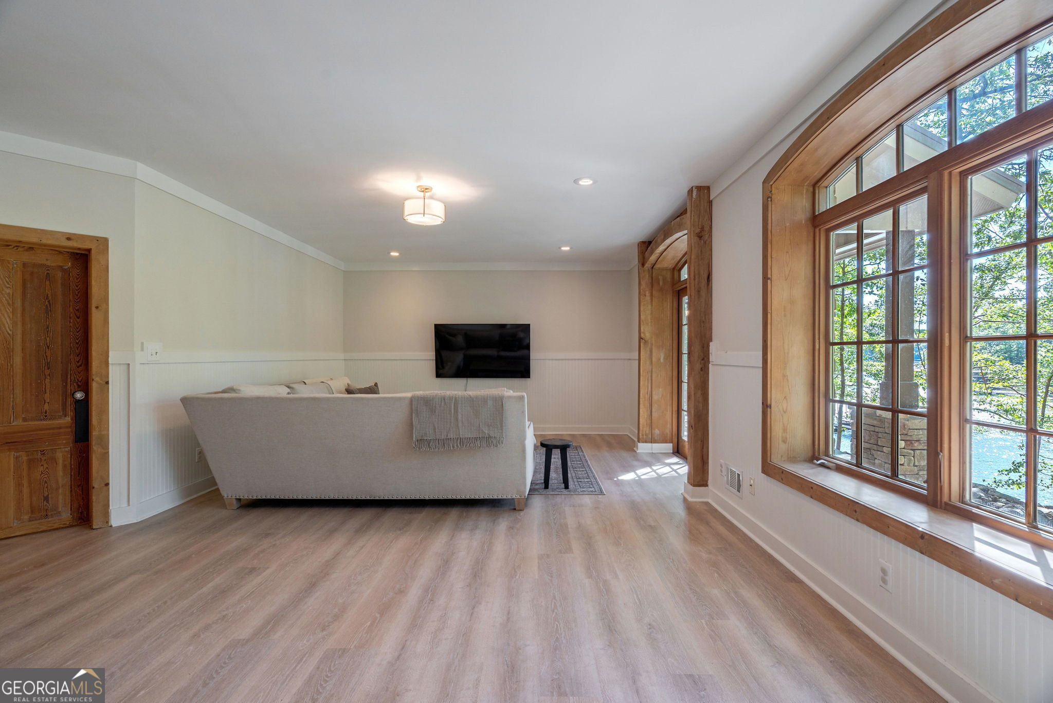 Gainesville, Georgia 30506, United States, 3 Bedrooms Bedrooms, ,3 BathroomsBathrooms,Residential,Pending,137462