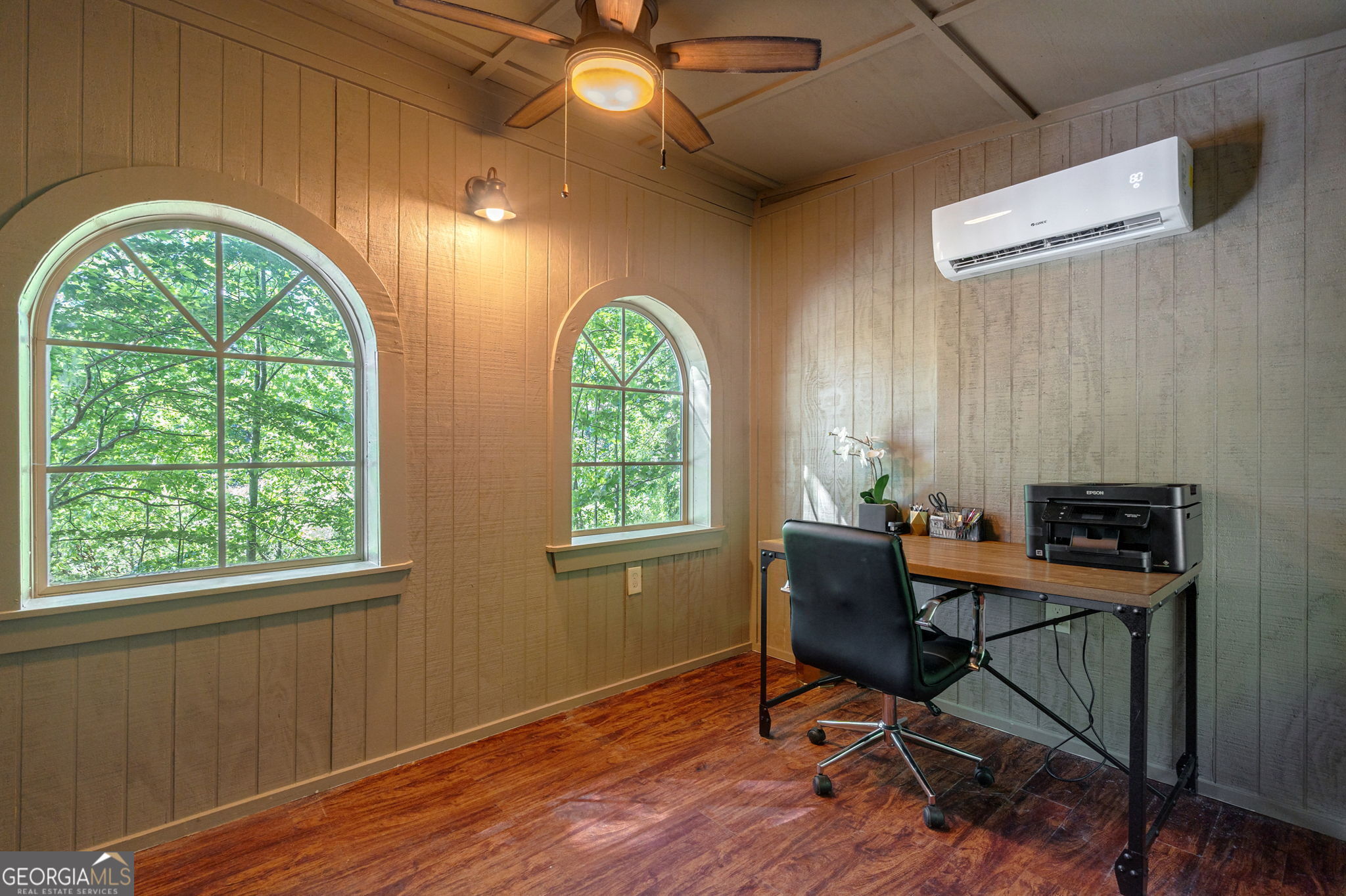 Gainesville, Georgia 30506, United States, 3 Bedrooms Bedrooms, ,3 BathroomsBathrooms,Residential,Pending,137462