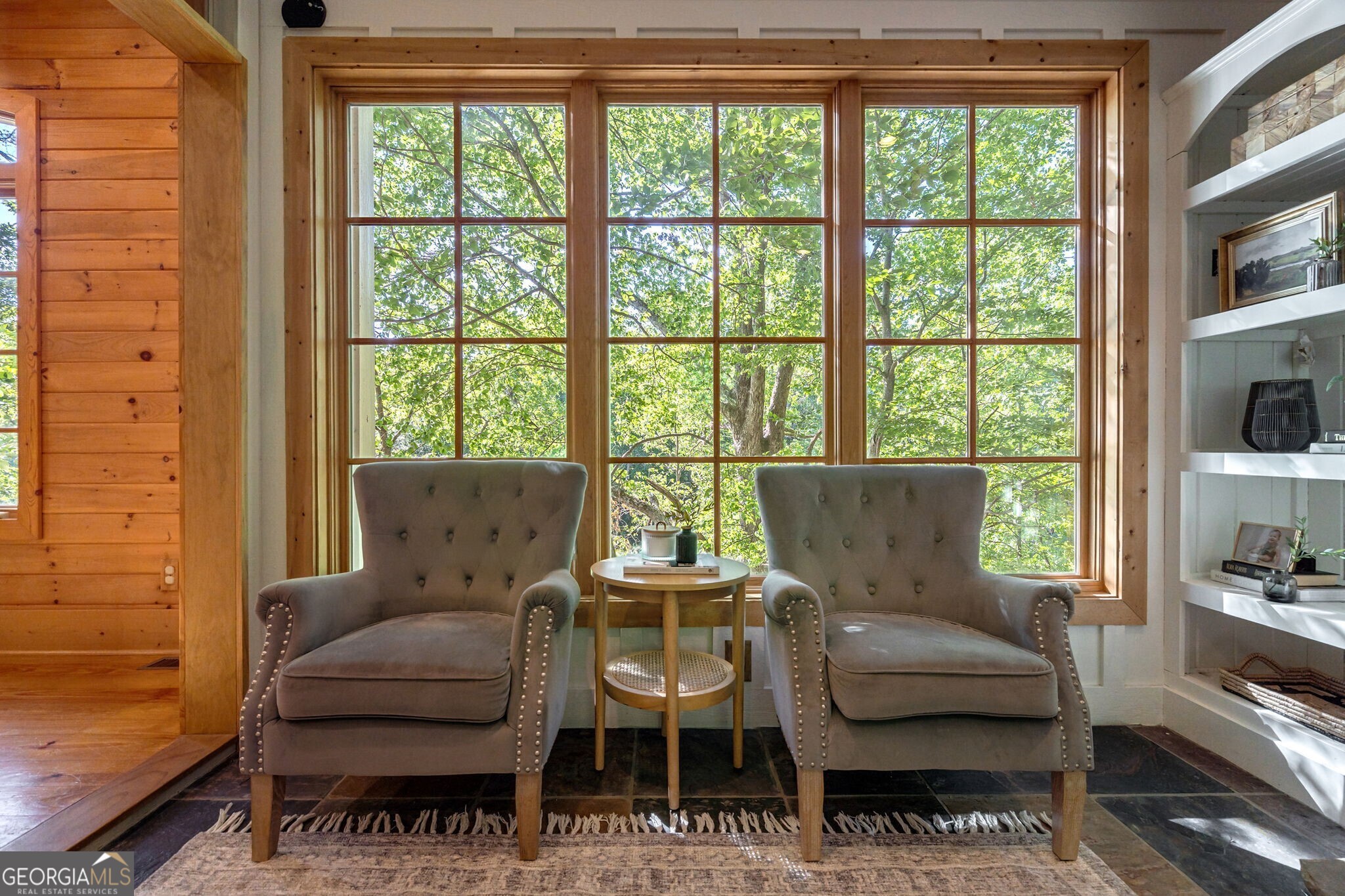 Gainesville, Georgia 30506, United States, 3 Bedrooms Bedrooms, ,3 BathroomsBathrooms,Residential,Pending,137462