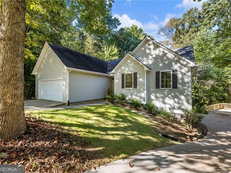 Photo of 8765 Covestone Drive, Gainesville, GA 30506 (MLS # 10857287)