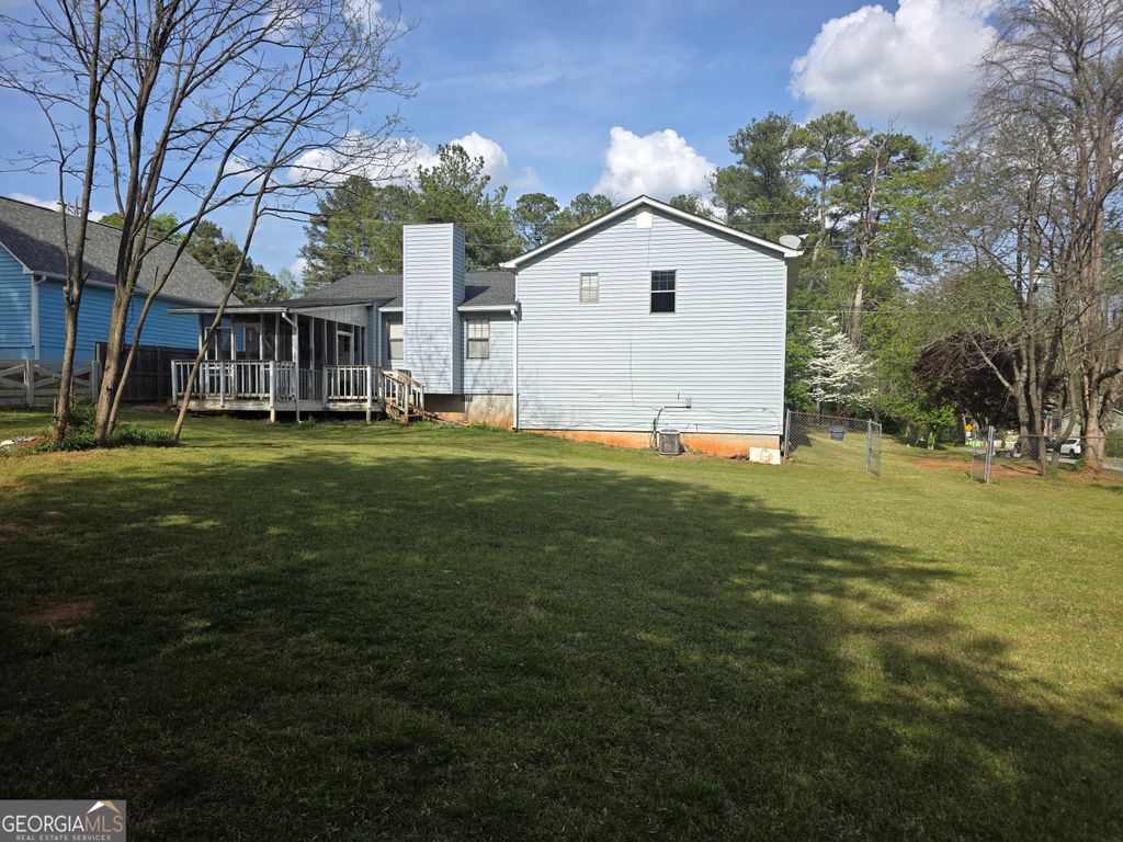 Photo of 878 Dallas Way, Lawrenceville, GA 30046 (MLS # 10726227)