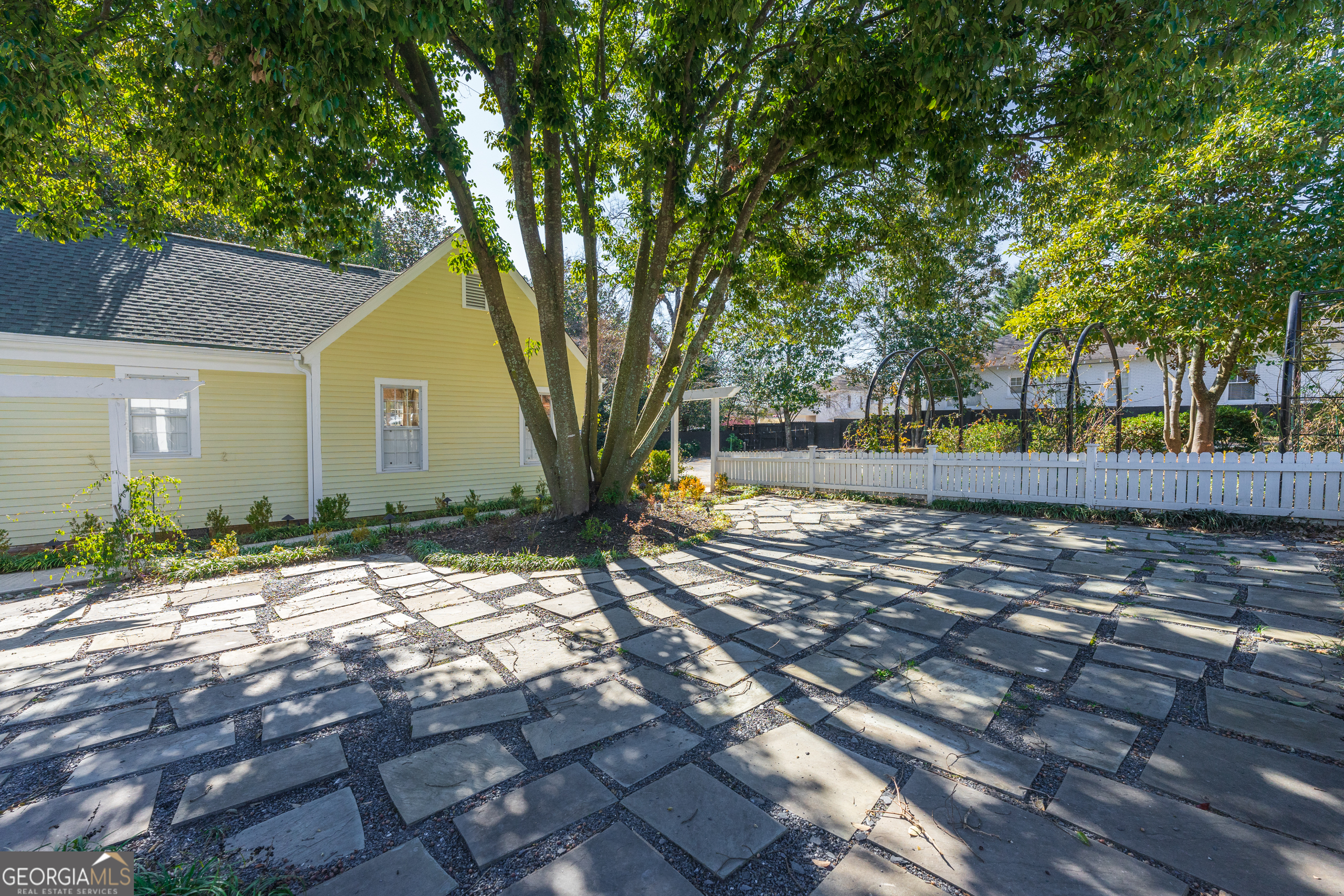 Griffin, Georgia 30224, United States, ,Commercial,Active,5042