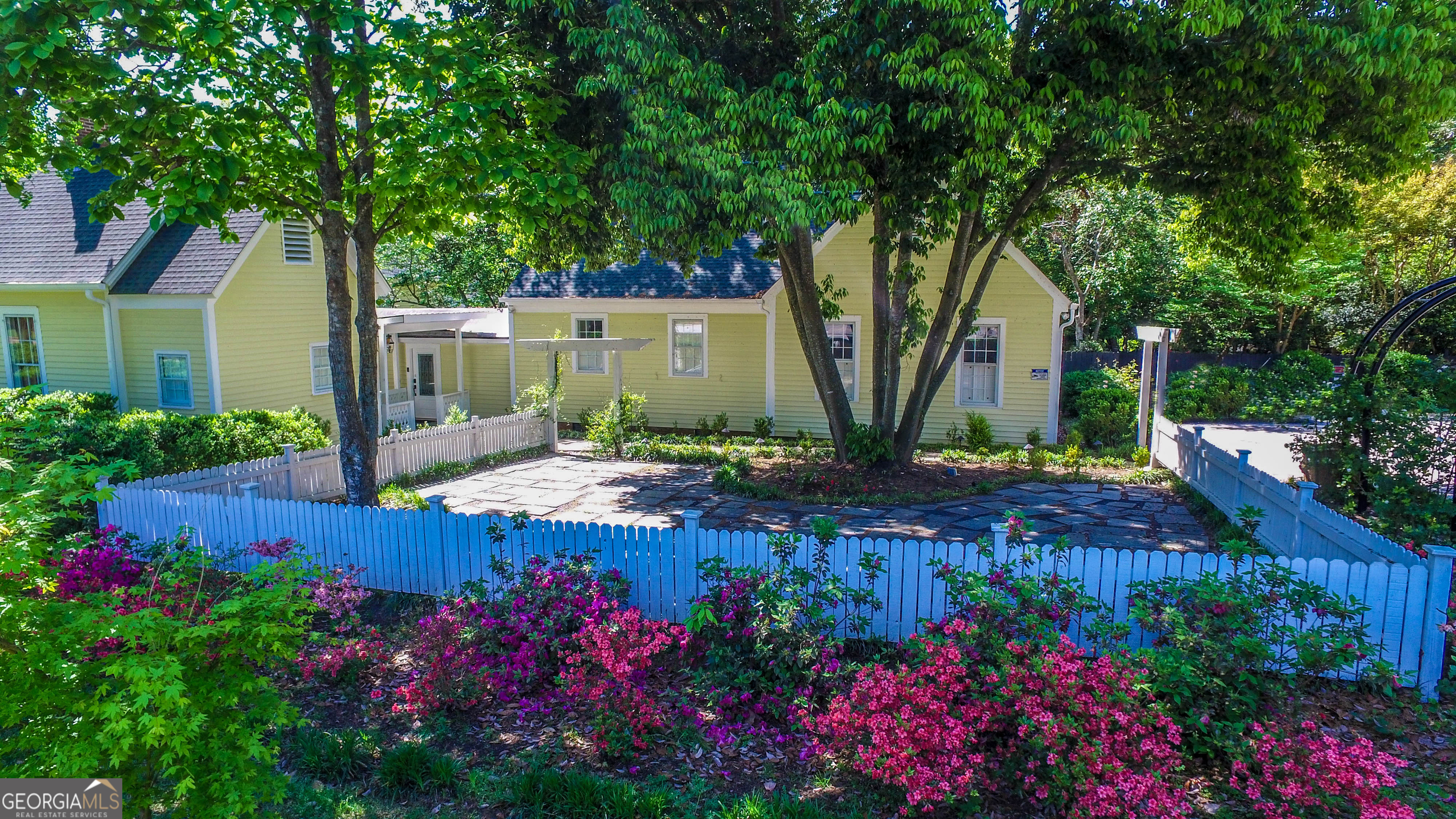 Griffin, Georgia 30224, United States, ,Commercial,Active,5042