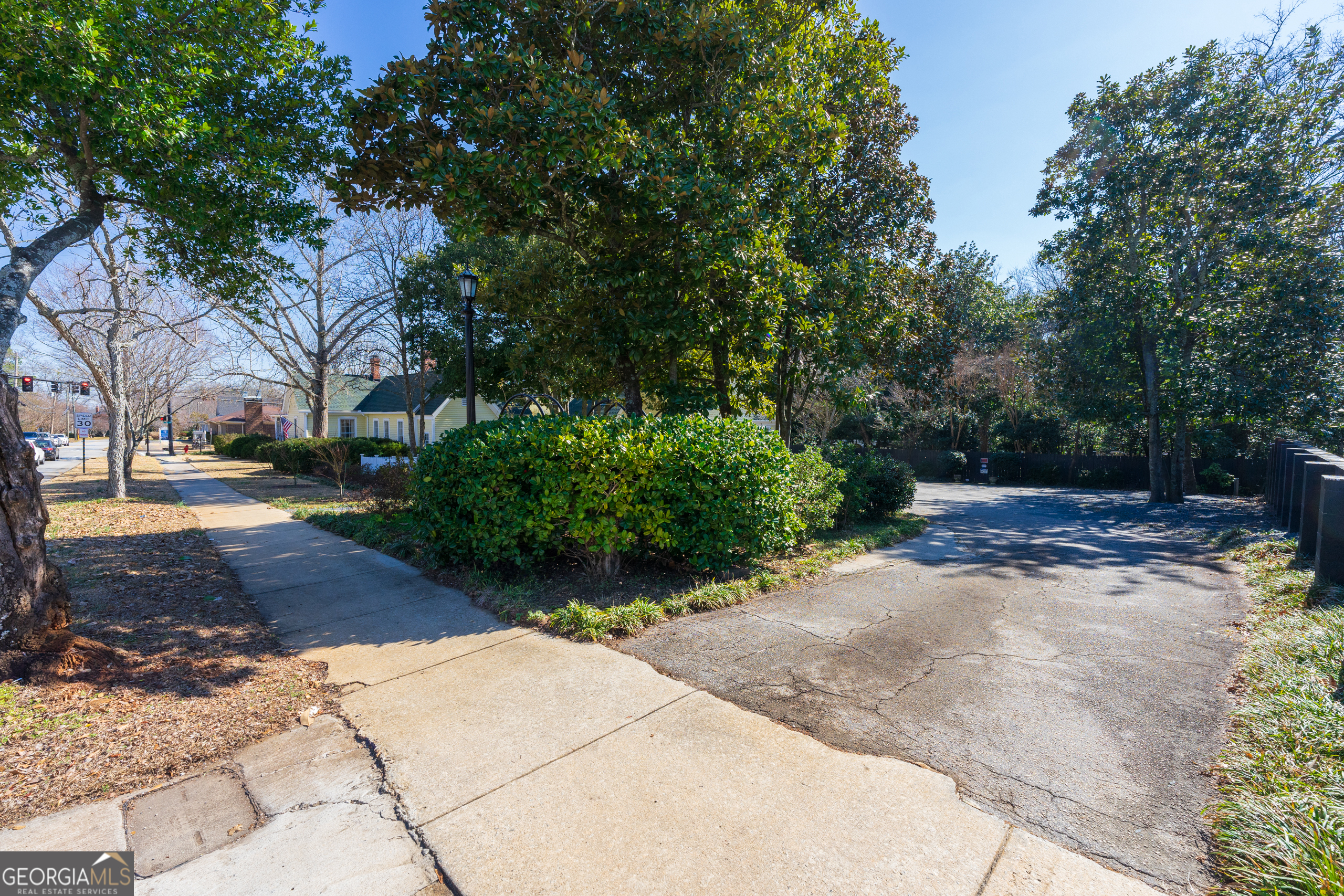 Griffin, Georgia 30224, United States, ,Commercial,Active,5042