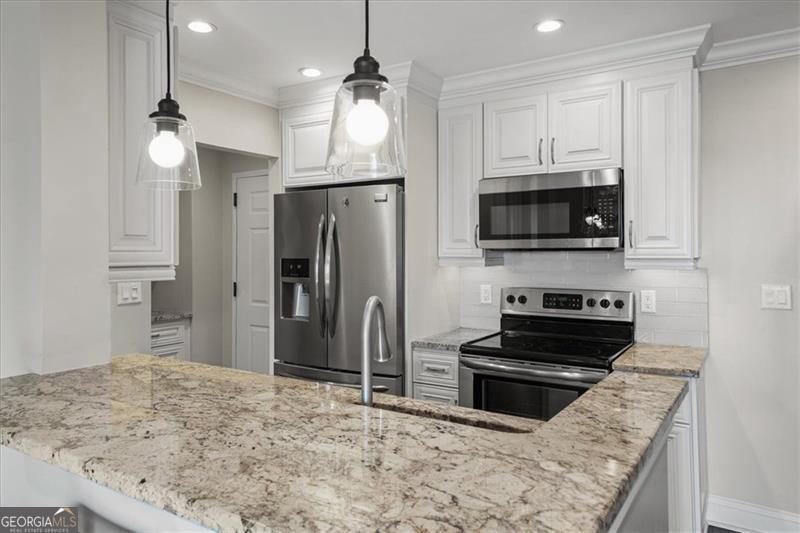 300 Johnson Ferry RD NE B810