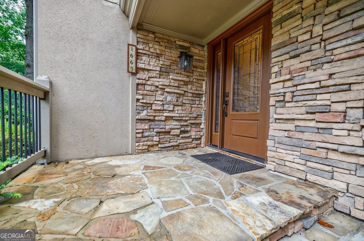 1665 Chevron WAY