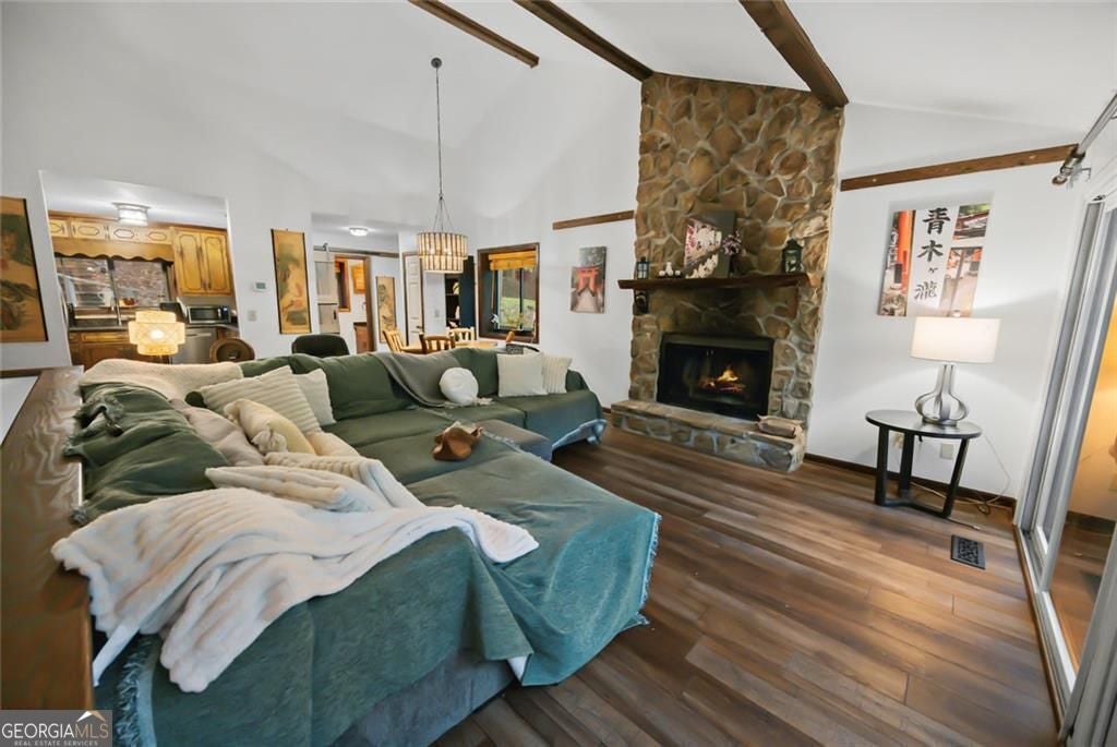 200 Villa RD 128
