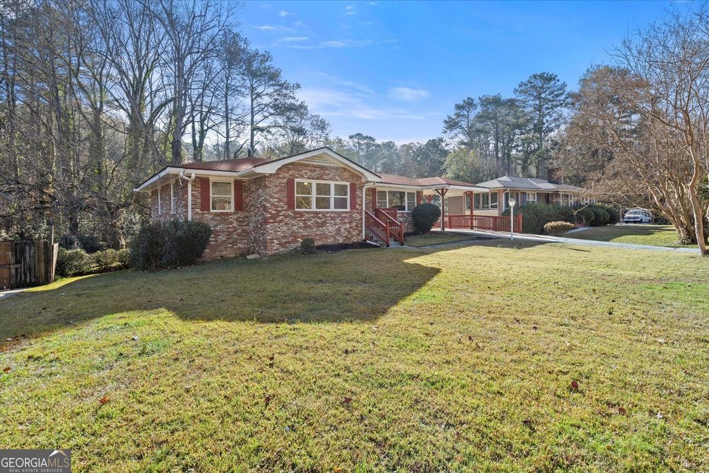 Photo of 1711 Detroit Avenue NW, Atlanta, GA 30314 (MLS # 10653368)