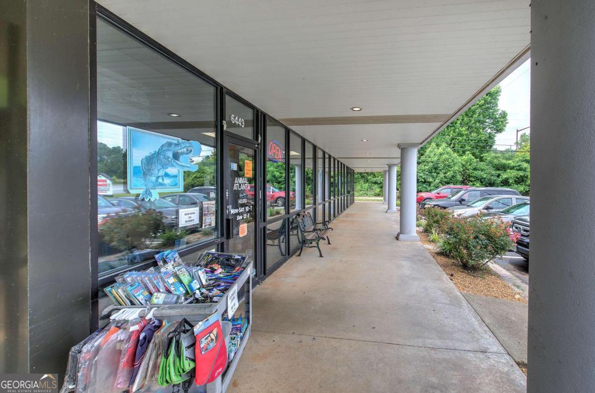 6449 Bells Ferry RD