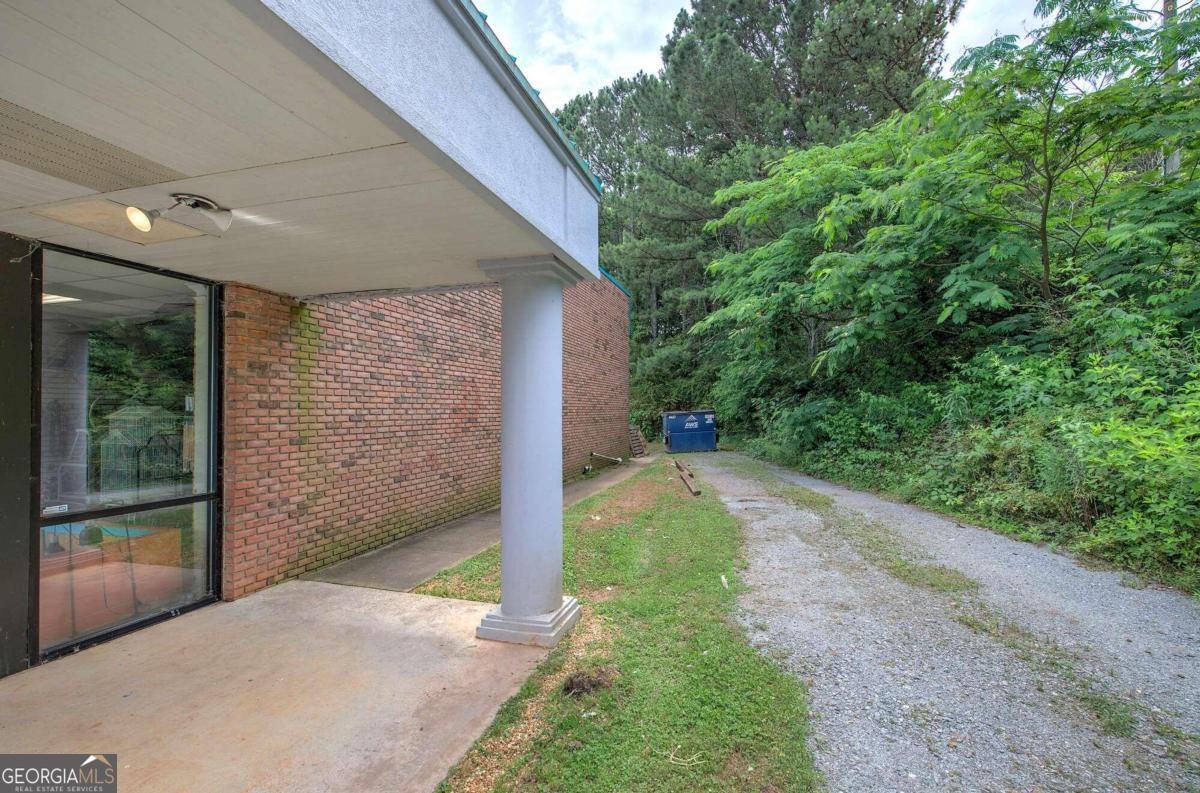 6449 Bells Ferry RD