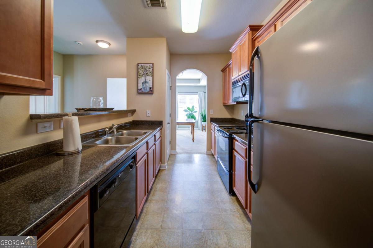 112 Highland Pointe CIR E