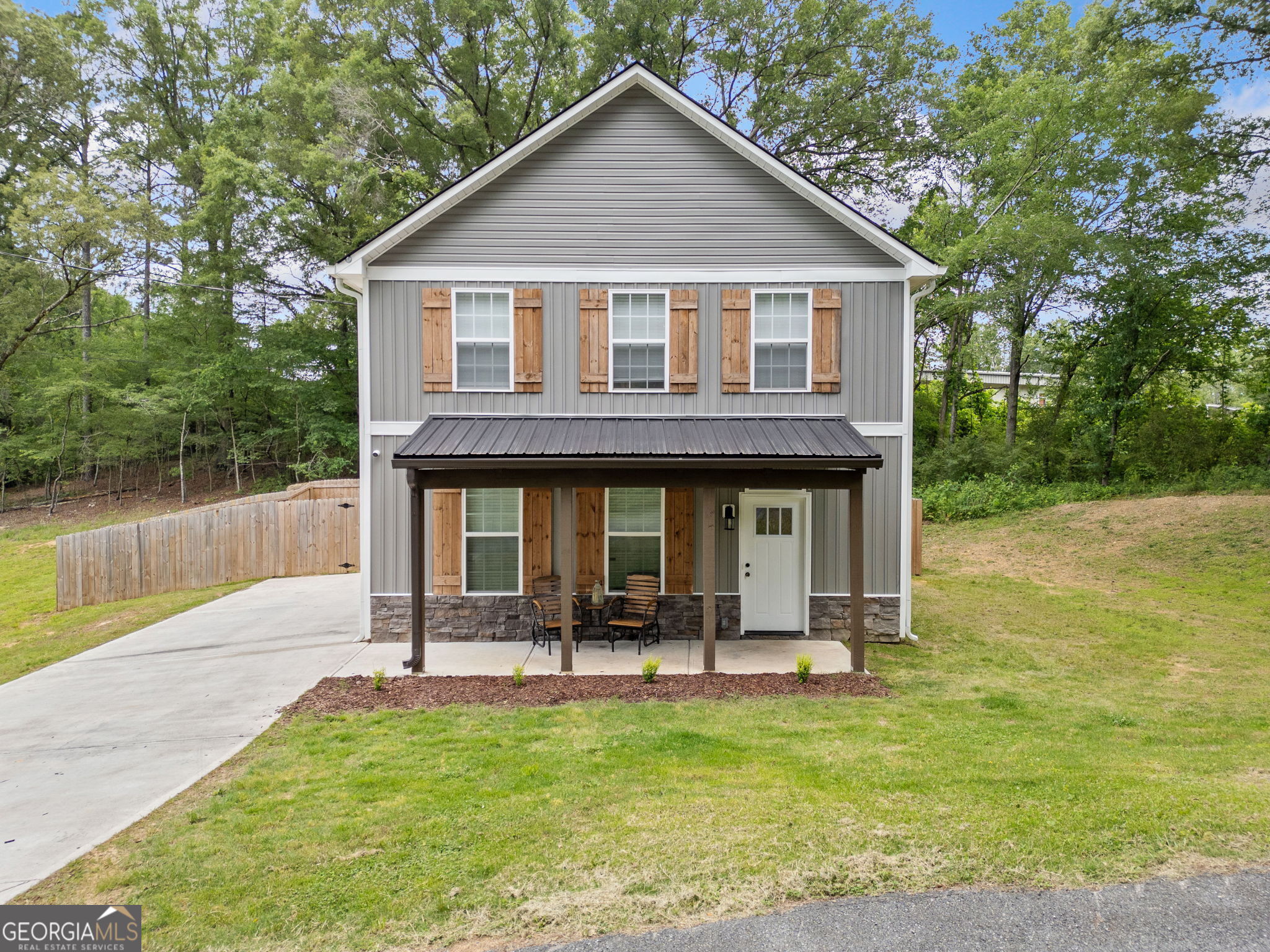 Listing image 1