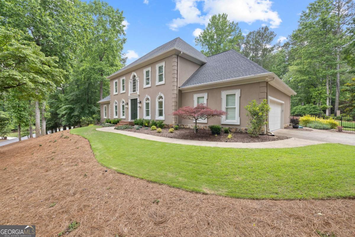 9950 Farmbrook LN
