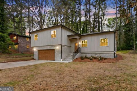 2911 Pine Valley CIR East Point GA 30344
