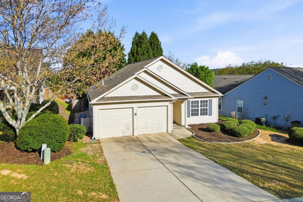 Photo of 407 Redwood Trail, Canton, GA 30114 (MLS # 10724630)