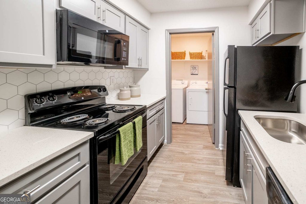 Photo of 1900 Rosemont Parkway #1710, Roswell, GA 30076 (MLS # 10791673)