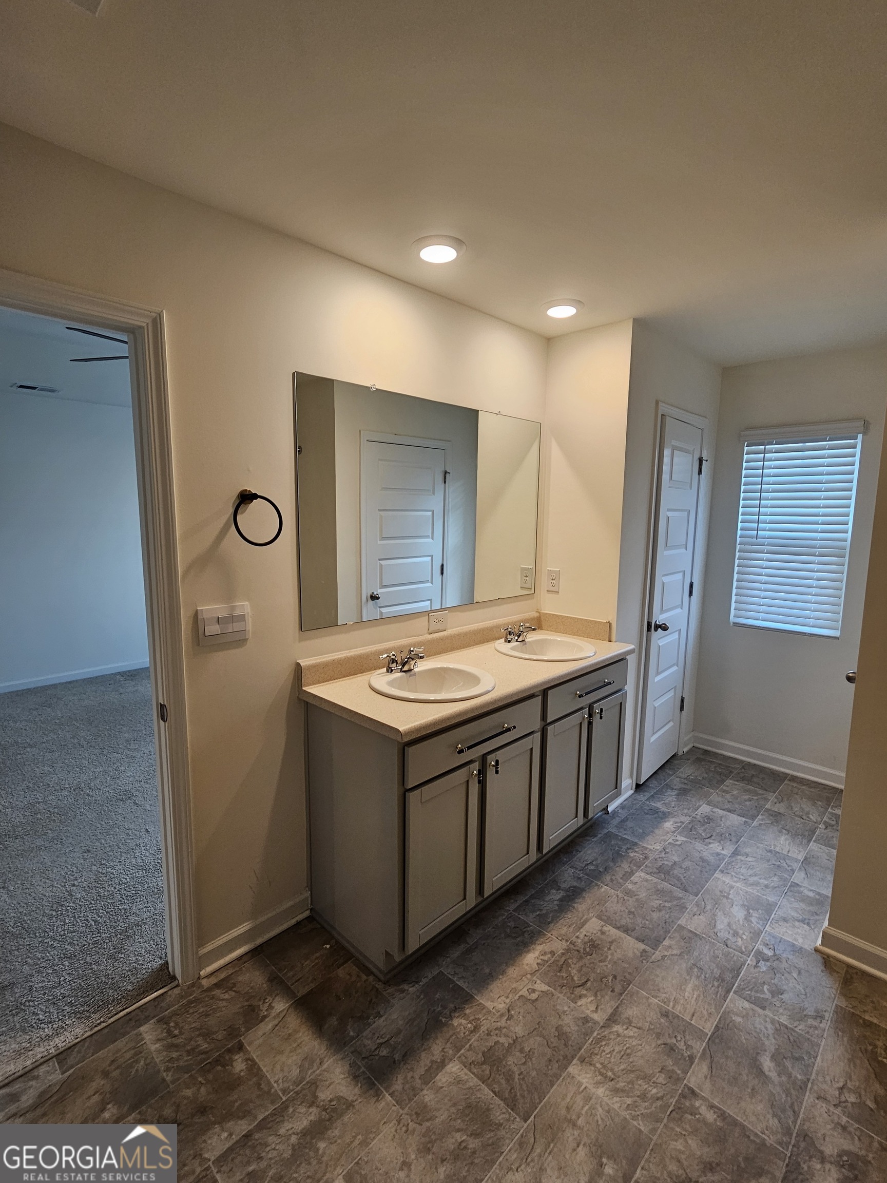 McDonough, Georgia 30253, United States, 3 Bedrooms Bedrooms, ,3 BathroomsBathrooms,Residential,Active,137074