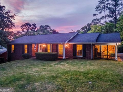 Photo of 513 E 11th Street SE, Rome, GA 30161 (MLS # 10739246)