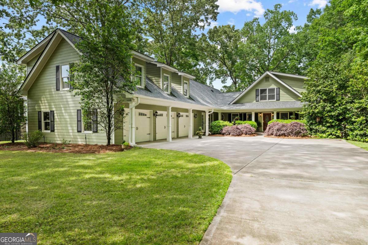 165 Lakeview DR