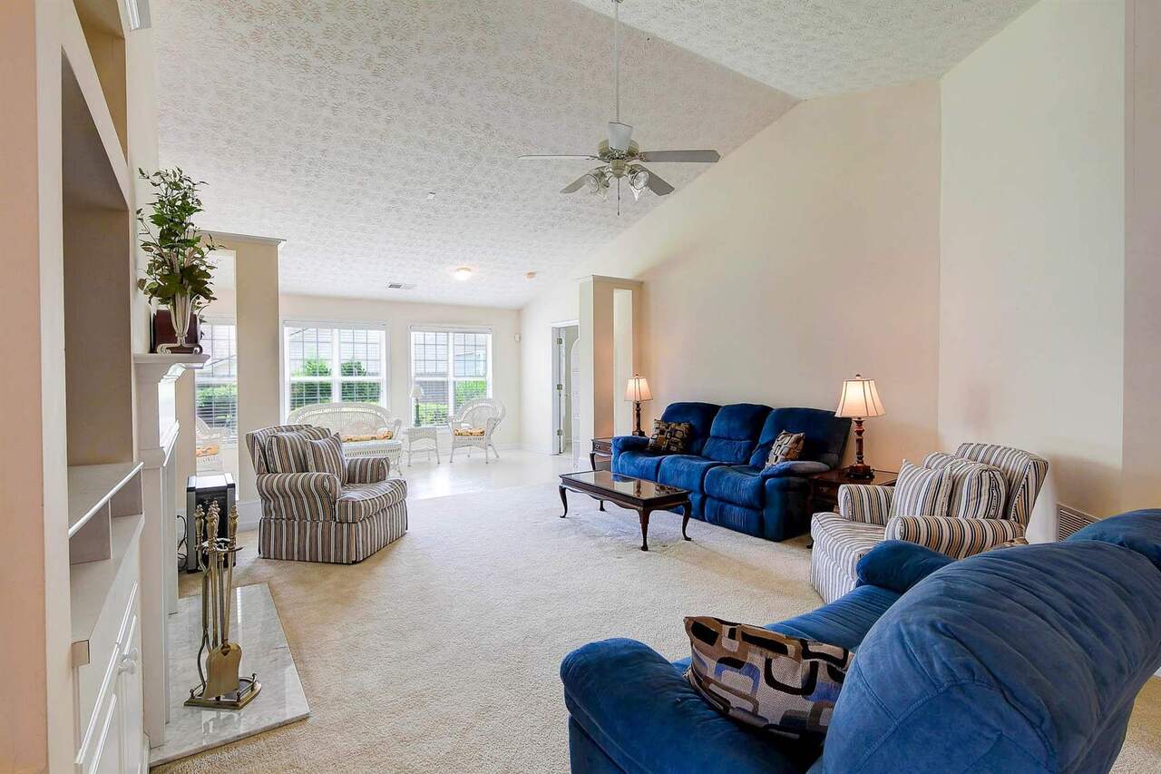 Hamilton Pointe - Residential