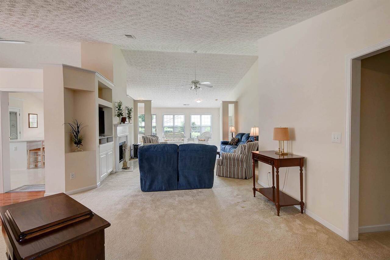 Hamilton Pointe - Residential