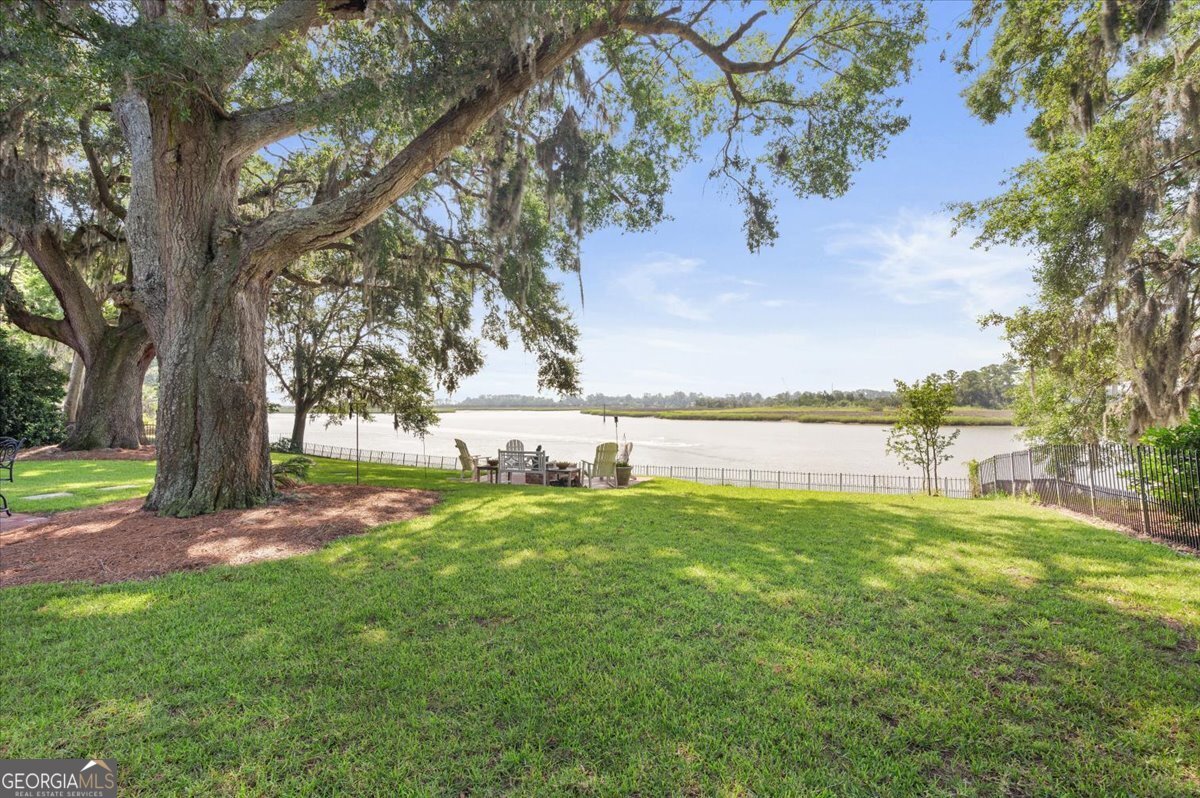 13 Bartow Point DR