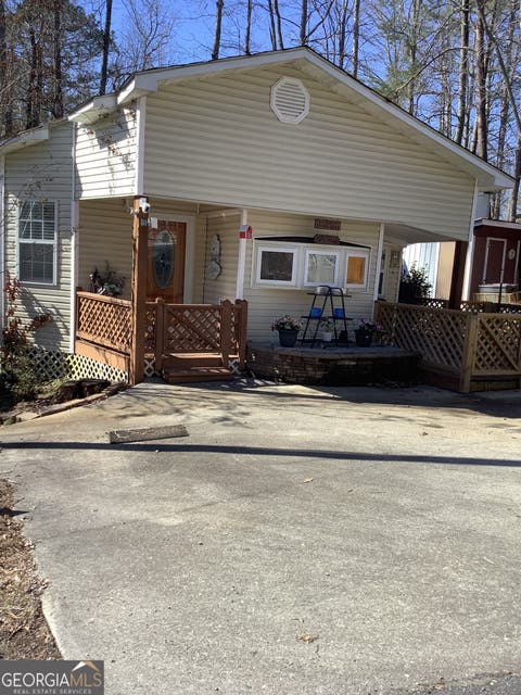 Photo of 32 Yogi Bear Boulevard, Cleveland, GA 30528 (MLS # 10703732)