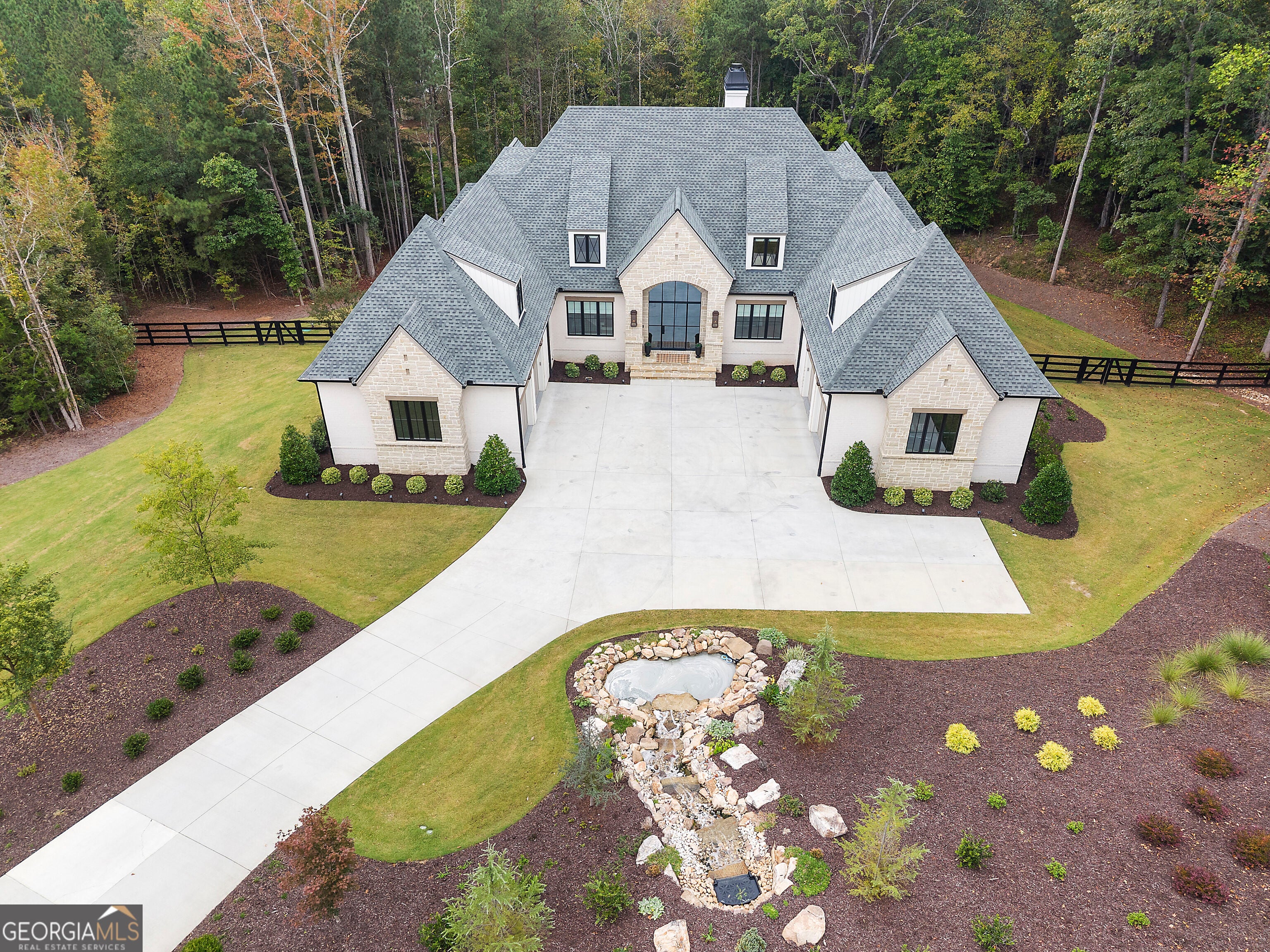 10235 Cedar Ridge DR