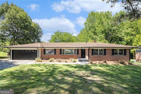 201 E Simon TER NW Atlanta GA 30318