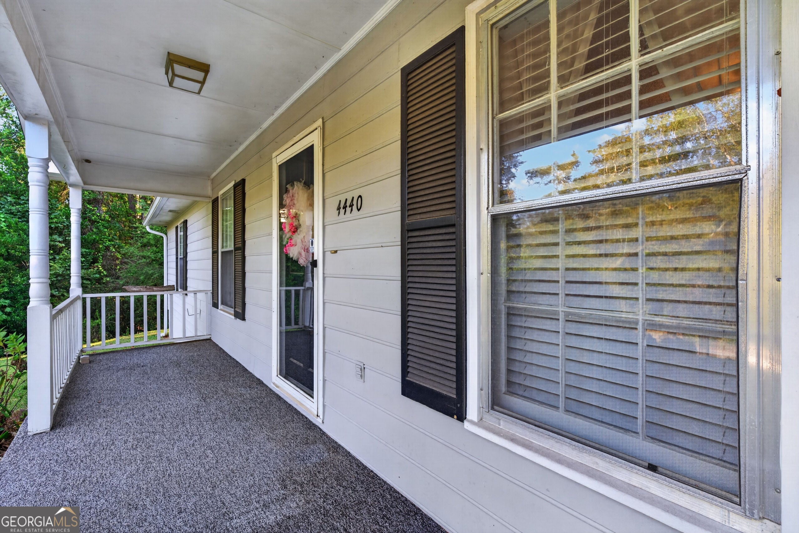 4440 Bon Ayer CIR