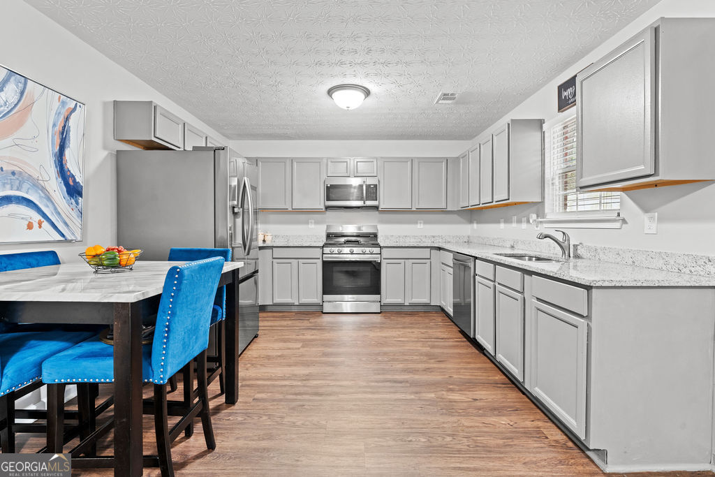 McDonough, Georgia 30253, United States, 3 Bedrooms Bedrooms, ,3 BathroomsBathrooms,Residential,Active,23311