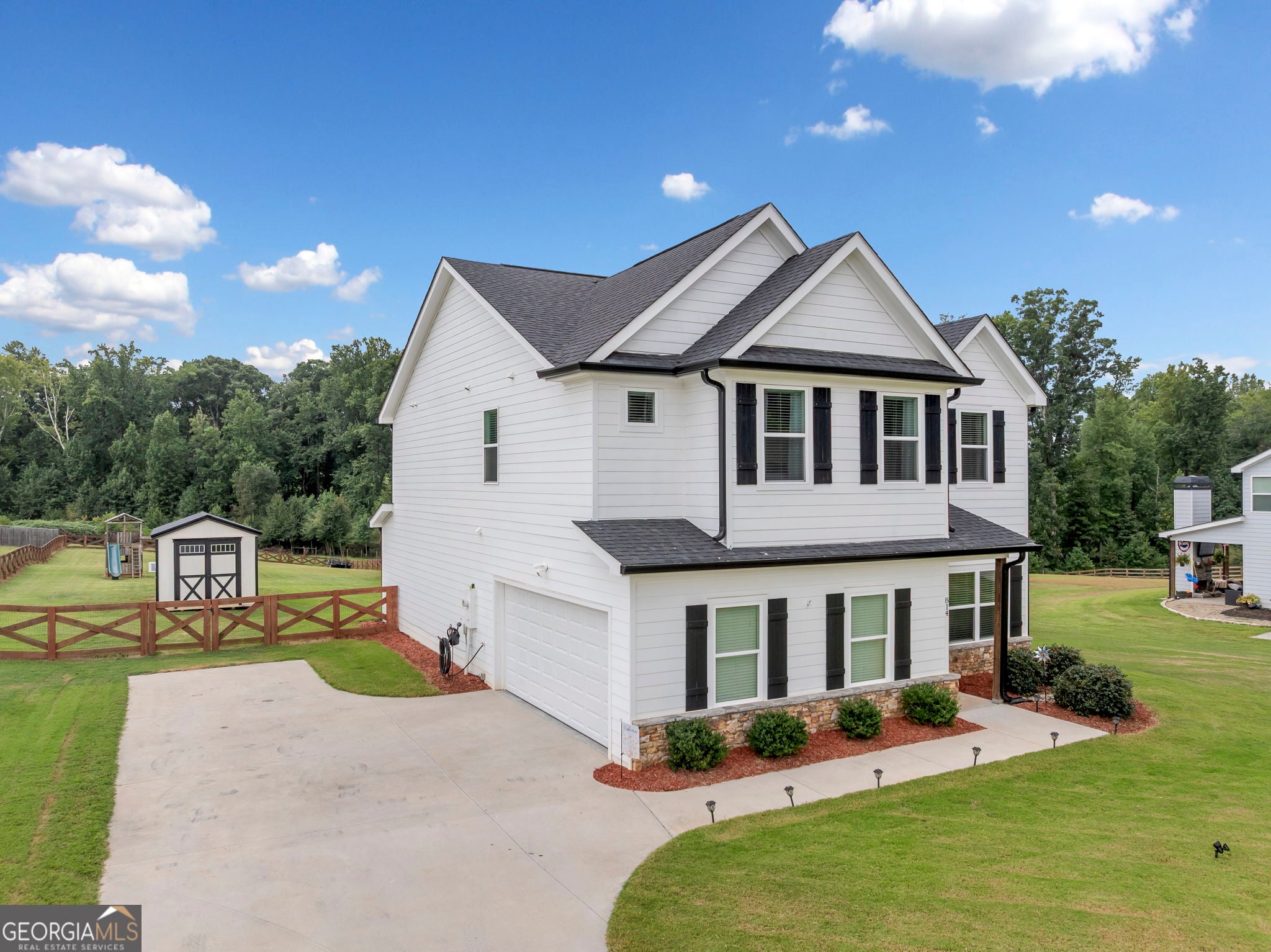 814 Wilbanks RD