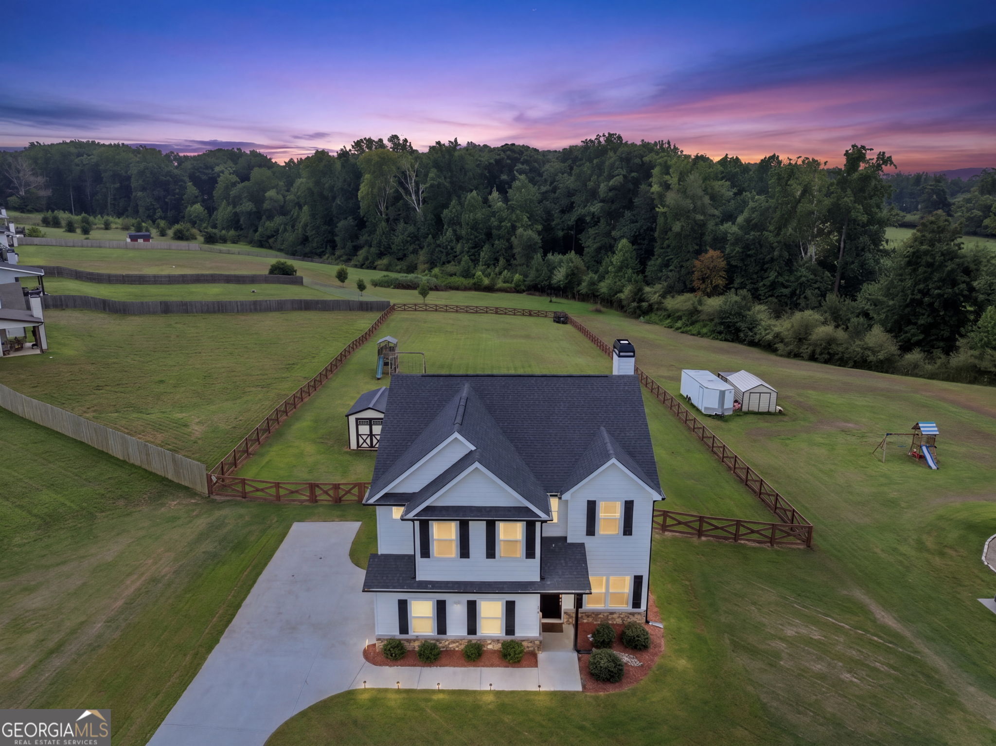 814 Wilbanks RD