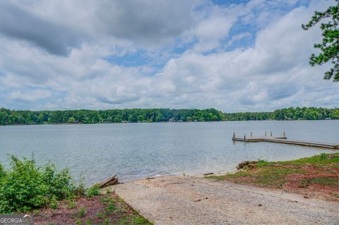 listing image 80